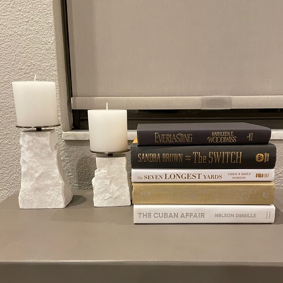 Decorative Hard Cover Books black/brown/white/gold - Picture 3 of 3